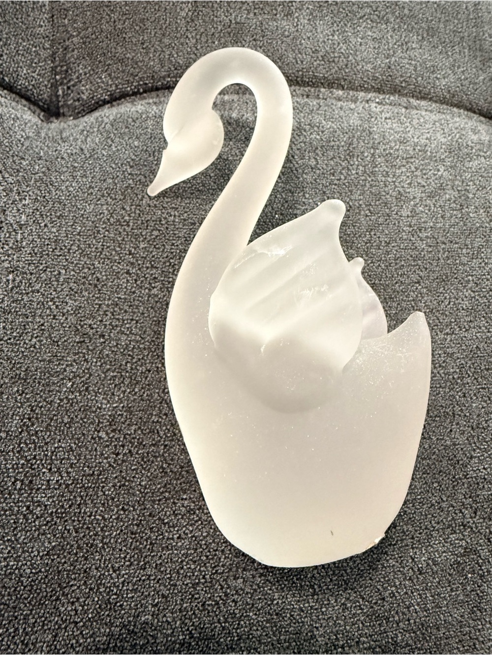 Frosted Glass Swan Figurine
